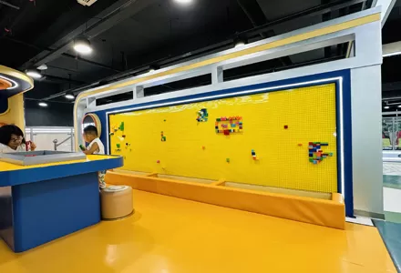 Puzzle Brick Wall: A World of Imagination at Fingertips