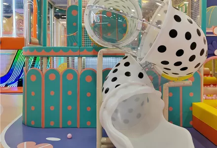 Transparent Spiral Polka Dot Slide